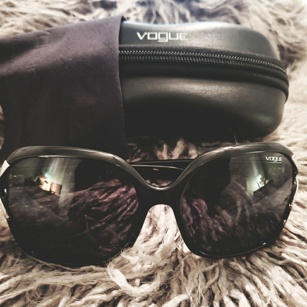Sunglasses - Picture 4 of 4